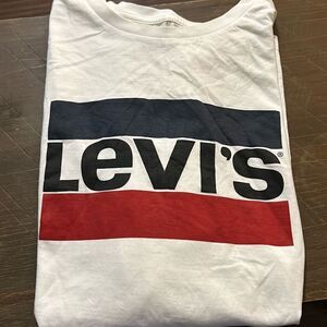 Levi’s Original‎ White T Shirt Short Sleeve Size XL.
